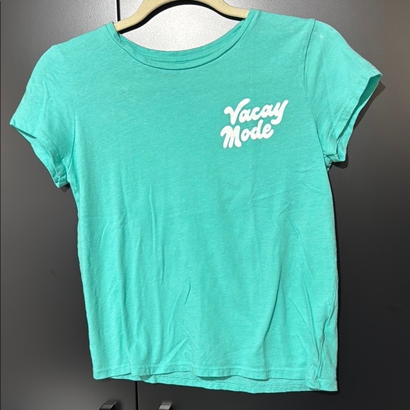 Kid size 14-16 | Old Navy | Tee - Picture 1 of 6